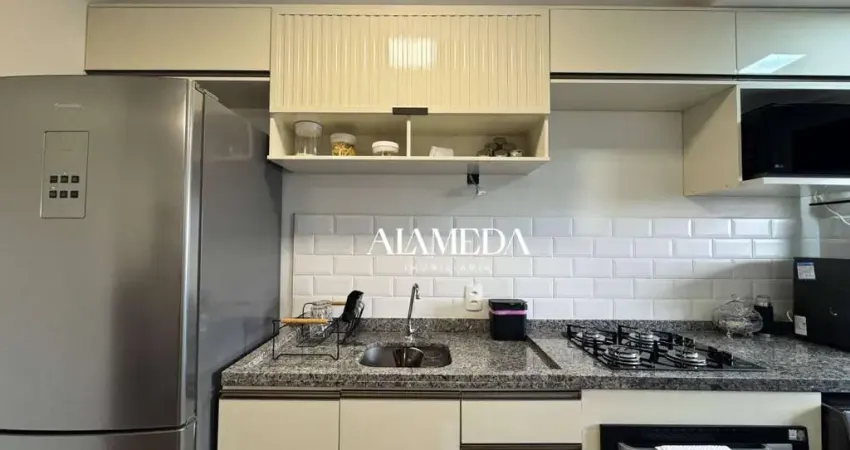 Apartamento próx. ao H.U com 2 Quartos Completo em Armários para alugar, 51 m² por R$ 2.600/mês - Centro - Londrina/PR