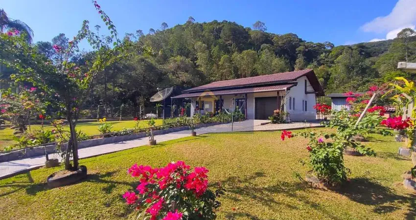 Casa com 3 quartos à venda no Espinheiros, Itajaí 