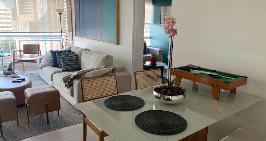 Apto em Pinheiros, 63 mts, sendo 2 dorms com 1 suite, 1 vaga, 100 mta metrô Fradique.