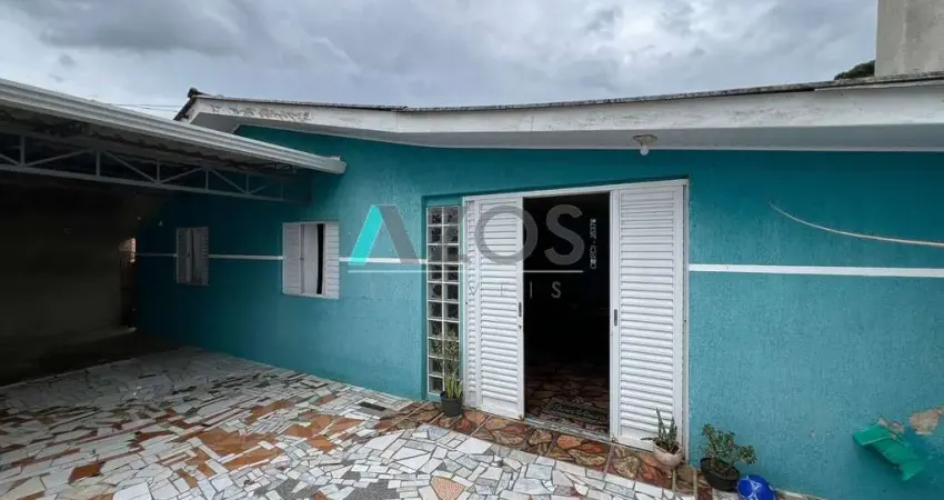 Casa com 03 dormitórios localizada no bairro jd. claudia em pinhais por r$650.000,00