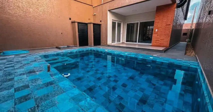 Sobrado Auto Padrão com 3 dormitórios à venda, 130 m² por R$ 1.250.000 - Centro - Barra Velha/SC