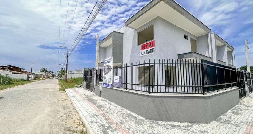Sobrado com 2 dormitórios à venda, 77 m² por R$ 469.000,00 - Itacolomi - Balneário Piçarras/SC