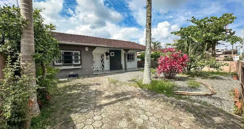 Casa com 2 dormitórios à venda, 50 m² por r$ 549.000,00 - itacolomi - balneário piçarras/sc