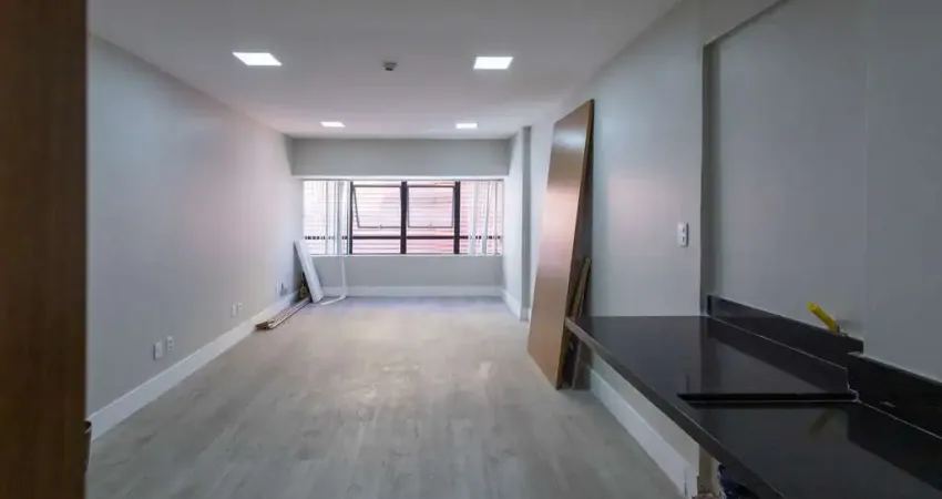 Sala comercial à venda na Avenida Tancredo Neves, Caminho das Árvores, Salvador - BA, 41820-021, Brasil - Caminho das Árvores, Salvador - BA, Brasil, Caminho das Árvores, Salvador