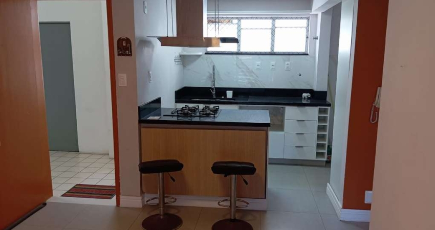 Apartamento à venda na Barra, Salvador &#8211; Apenas 50 metros da praia