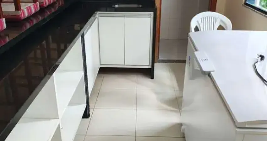 Apartamento Alto Padrão a venda com 3 Suítes, dependência completa, tem 137 em Pituba-Salvador-BA
