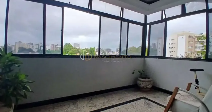Apartamento com 3 quartos à venda na Avenida Paulo VI, 00, Itaigara, Salvador