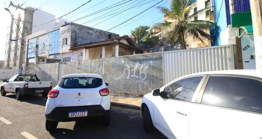 Casa com 3 quartos à venda na Rua Visconde de Itaborahy, 84, Amaralina, Salvador