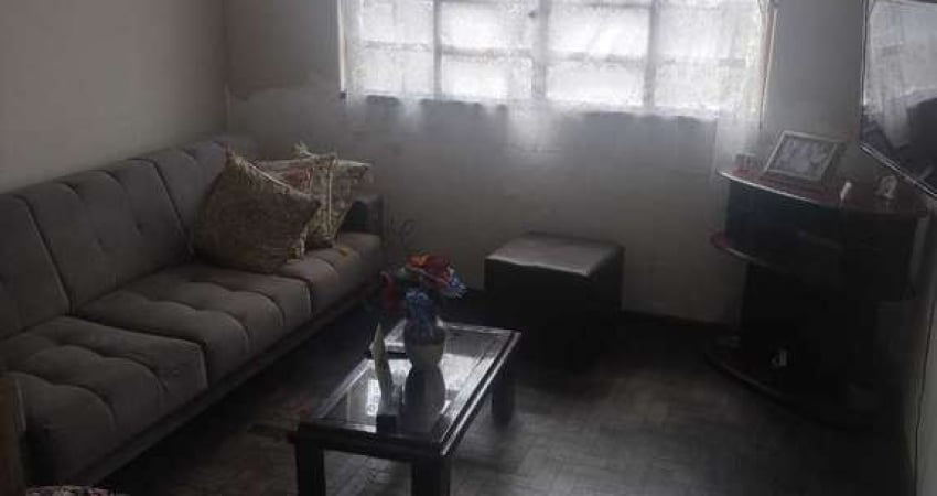 Casa com 3 quartos para alugar na Rua Frei Luiz de Souza, João Pinheiro, Belo Horizonte