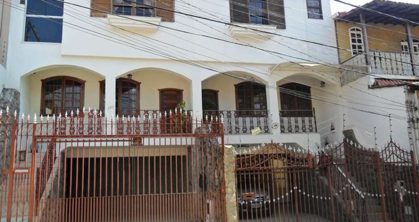 Casa com 3 quartos à venda na Rua Professor Adelmo Lodi, Álvaro Camargos, Belo Horizonte