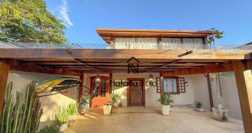 Casa com 3 quartos no Bosque da Praia