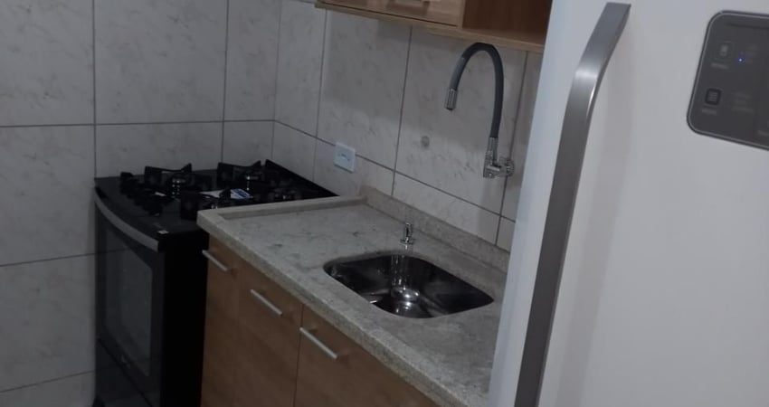 Apê 2 Quartos com Armários e 1 Vaga – R$ 130.000