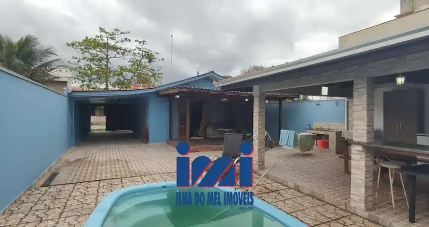 Casa 04 quartos com piscina Matinhos Pr