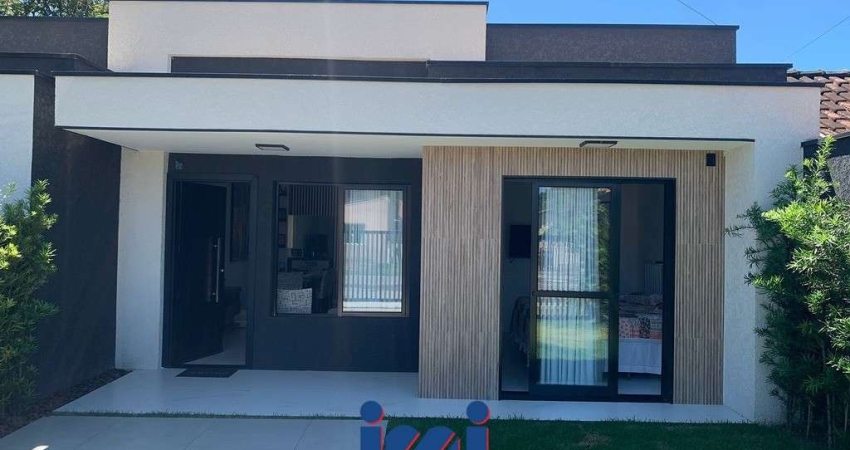 Casa com piscina a venda em Guaratuba