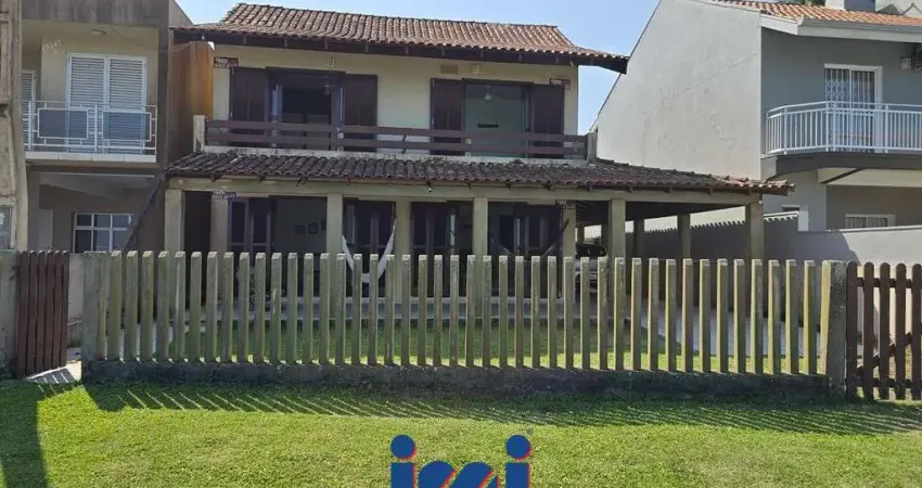 Sobrado frente mar Pontal do Sul
