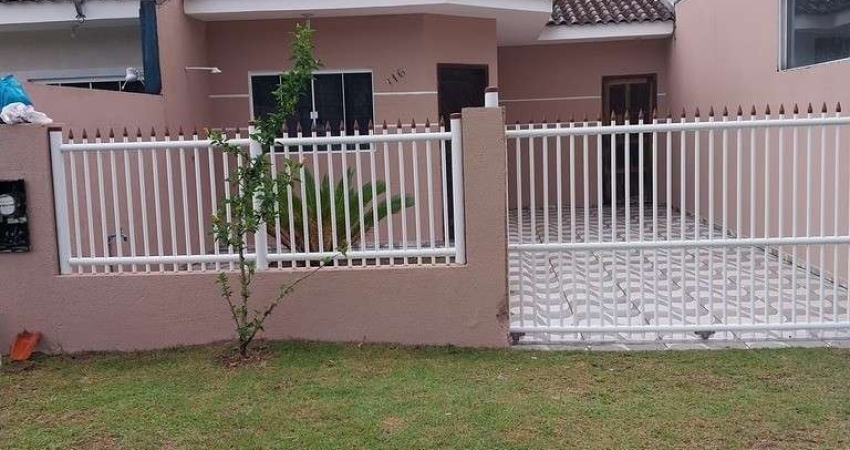 Casa em Pontal do sul com espaço de terreno