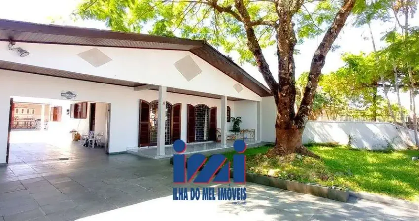 Casa com 3 quartos à venda na Cohapar, Guaratuba