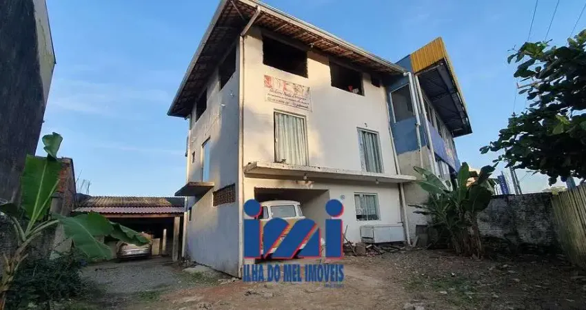 Casa com 3 quartos à venda na Cohapar, Guaratuba 