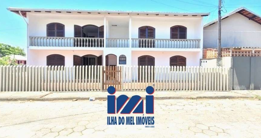 Apartamentos na faixa do mar Ipanema