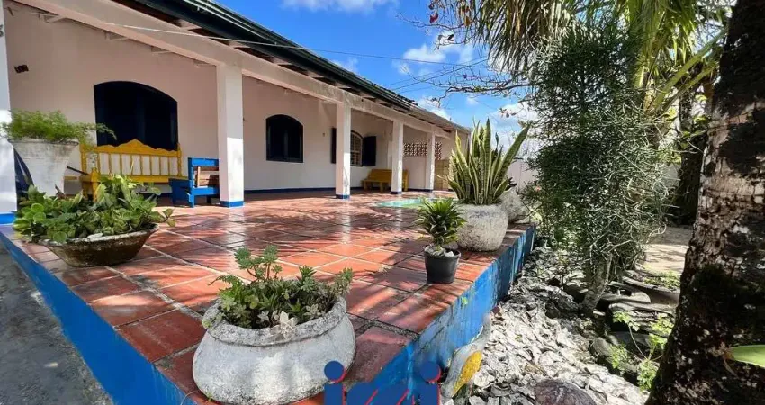 Casa com 5 quartos à venda no Balneário Ipacaraí, Matinhos 