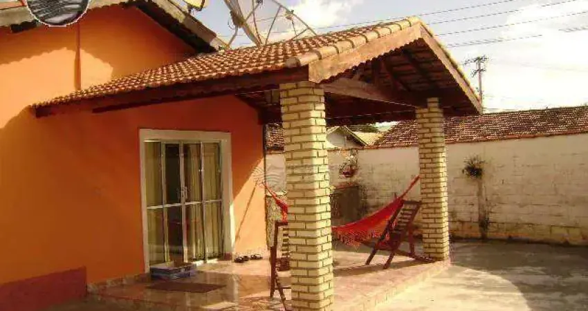 Casa com 3 dormitórios à venda, 63 m² por R$ 565.000,00 - Jardim Samambaia - Itupeva/SP