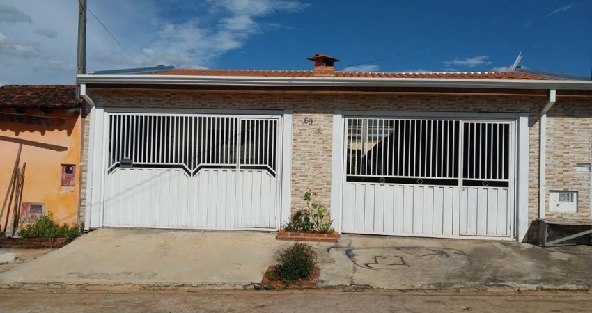 Casa com 3 dormitórios à venda, 250 m² por R$ 690.000,00 - Recanto Feliz - Elias Fausto/SP