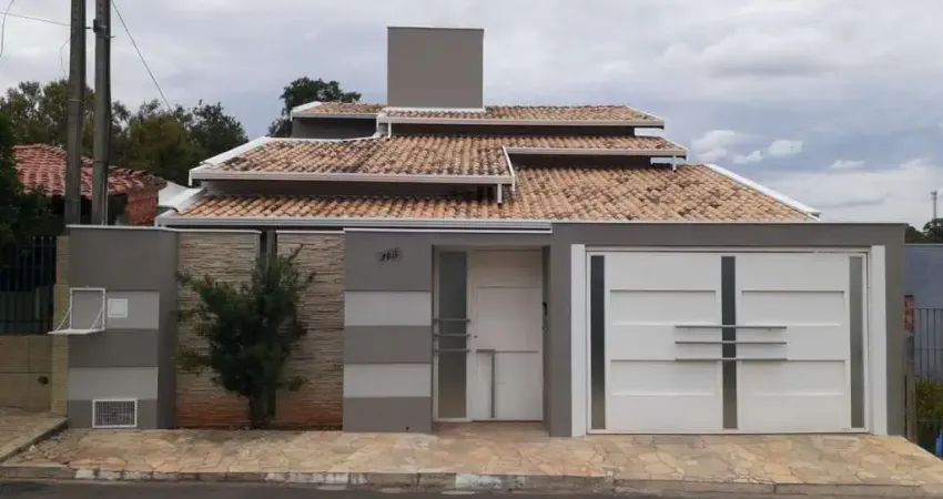 Casa com 3 dormitórios à venda, 240 m² por R$ 1.050.000,00 - Centro - Elias Fausto/SP
