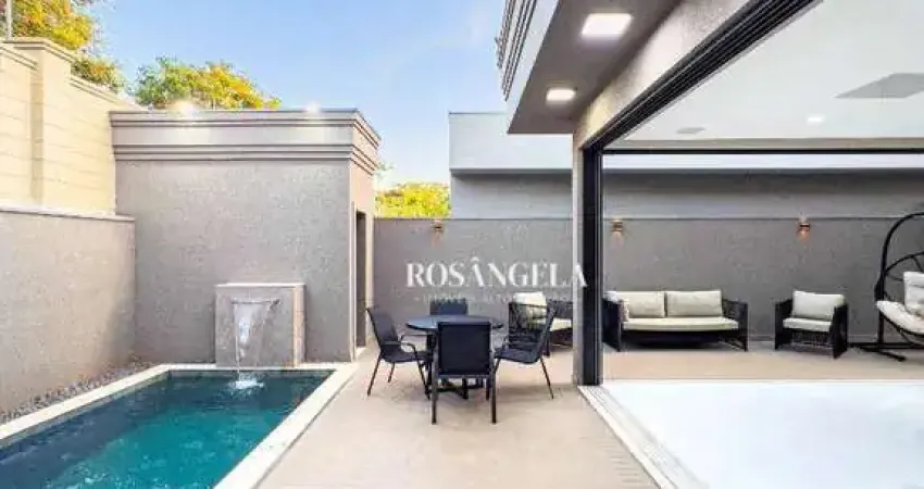 Casa alto padrão de 310 m² com 4 suítes no Golfe Jardins à venda por R$ 3.950.000