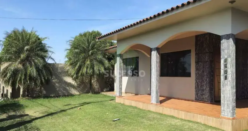 Casa térrea em santa tereza do oeste – 525m² de terreno, suíte, edícula e garagem coberta