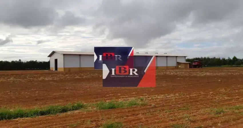 Fazenda à venda na Zona Rural, Água Boa 