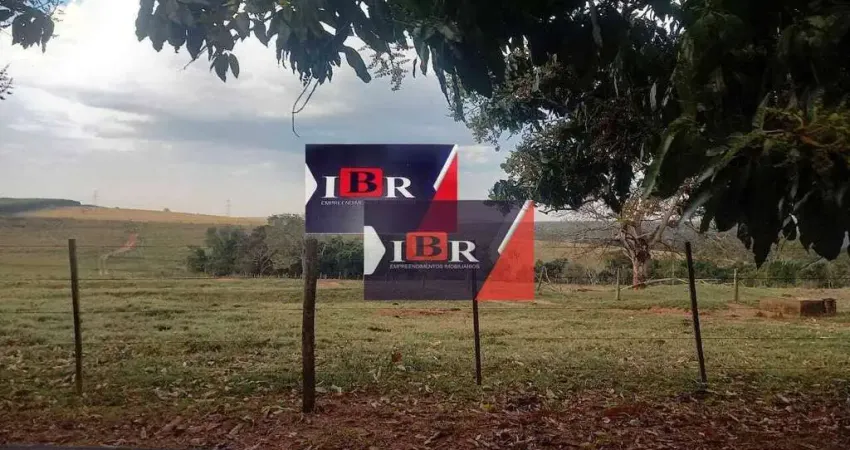 Fazenda à venda na Praça Rúbens Furquim, Vila São José, Lins