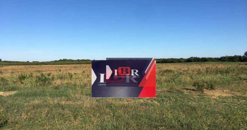 Fazenda à venda na Zona Rural, Pedras de Maria da Cruz 