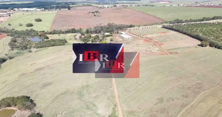 Fazenda à venda na Rua Aníbal de Pontes, Área Rural de Tatuí, Tatuí