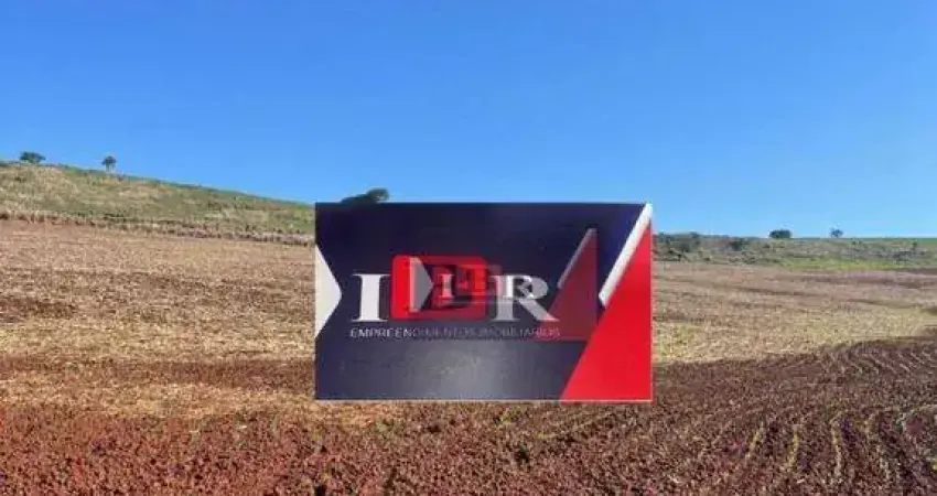 Fazenda à venda na Vila Nova Iacanga, Iacanga