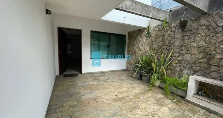 Sobrado à venda e locação, 2 dormitórios, 125m², Brooklin.