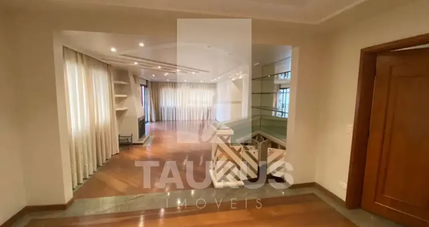 Apartamento à venda com 4 suítes sendo uma máster no Planalto Paulista - São Paulo-SP.