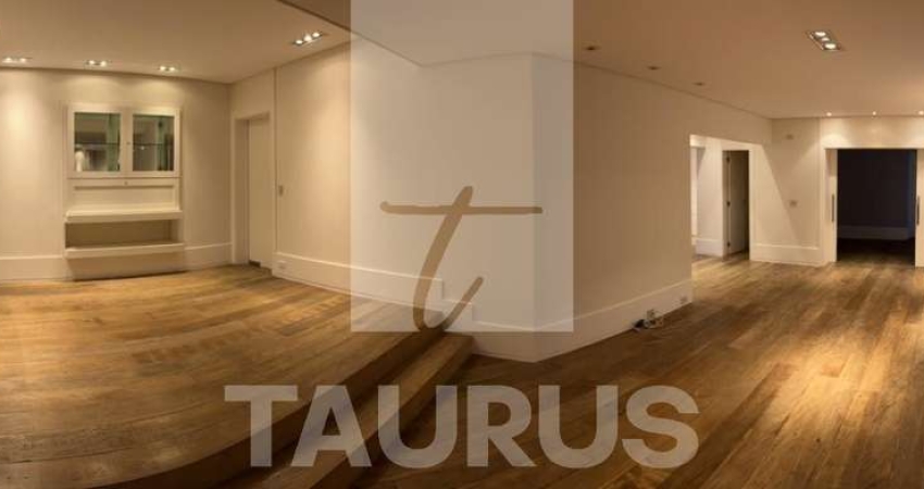 Apartamento para alugar/vender com 3 suítes no Itaim Bibi - São Paulo-SP