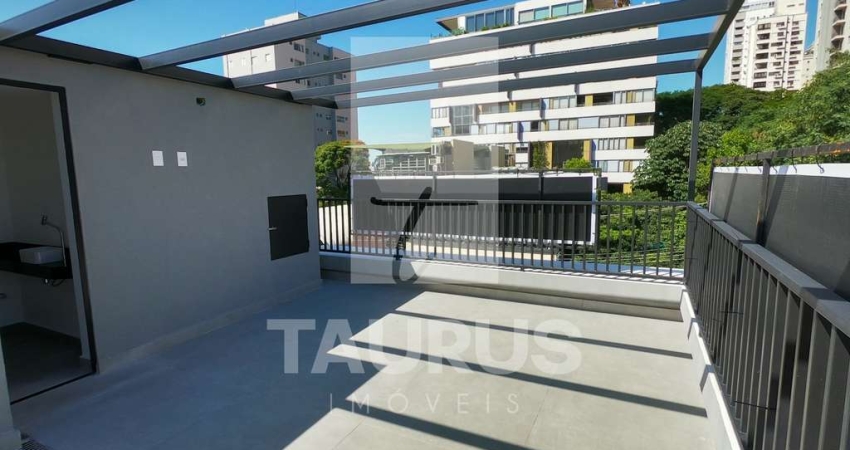 Sobrado à venda com 3 quartos na Vila Madalena - São Paulo-SP.