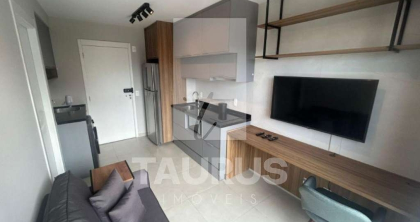 Apartamento para alugar; 1 quarto, no Pinheiros, São Paulo