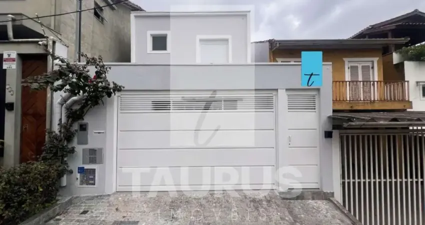 Casa à venda com 3 dormitórios na Vila Pompéia - Paulo-SP.