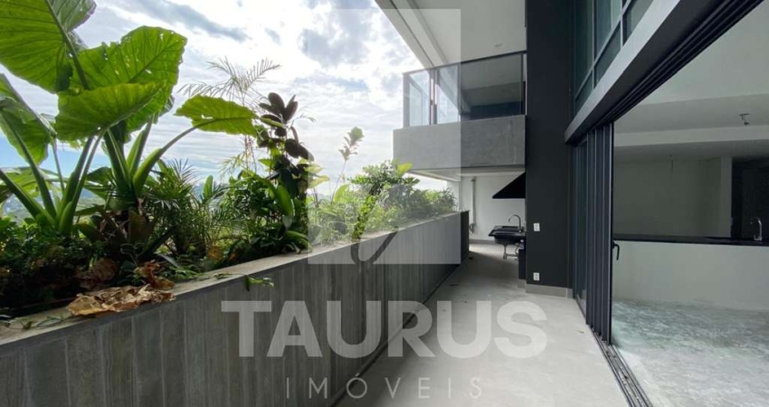 Apartamento à venda com 4 suítes na Chácara Itaim - São Paulo-SP.