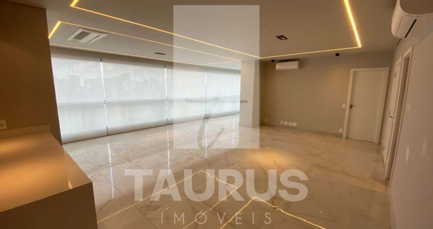 Apartamento para alugar, 2 quartos, 2 vagas, na Vila Nova Conceição, São Paulo.