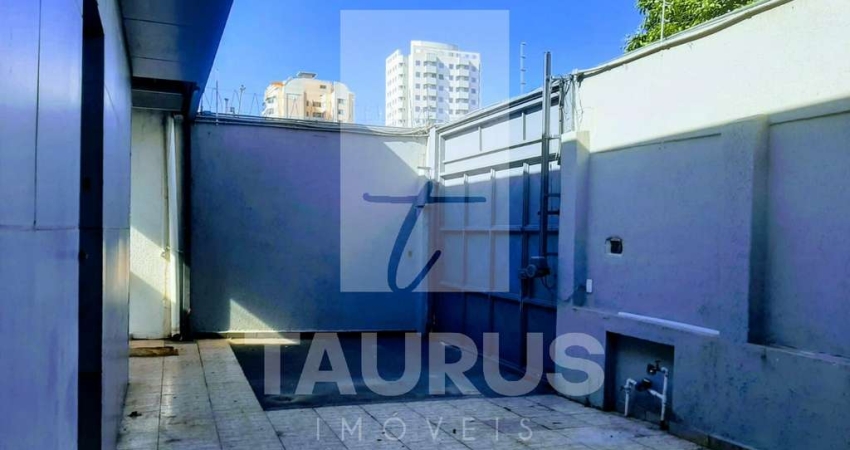 Sobrado comercial para comprar ou alugar na Indianópolis, 4 salas, 4 vagas, 119 m².