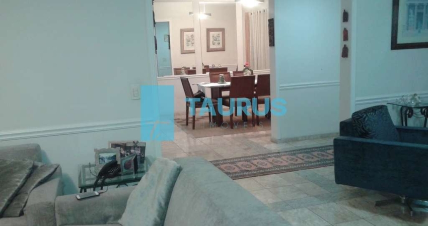 Casa de condomínio à venda, 4 suítes, 3 vagas, 342m², no Brooklin, São Paulo.