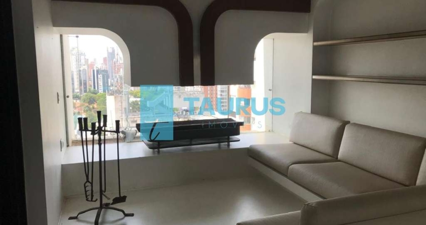 Cobertura à venda em Brooklin. 3 dormitórios, 1 suíte,  3 vagas, 324m².