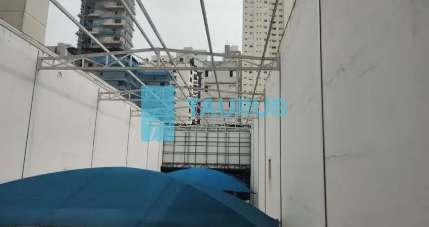 Galpão para alugar em Moema, Pé direito de 10 Metros, 400m².