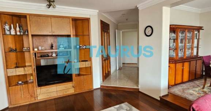 Apartamento para locação e venda em Moema, 4 quartos, 2 suítes, 3 vagas, 214m2.
