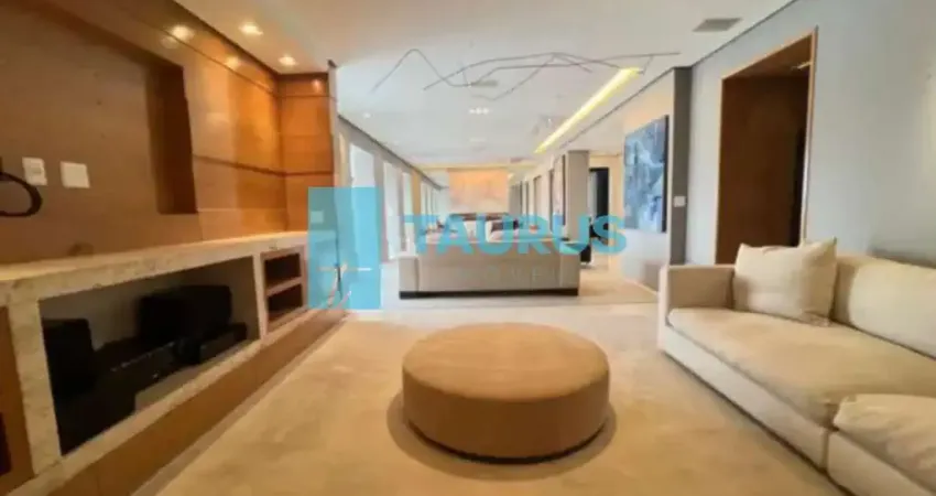 Apartamento à venda em Moema, 3 suítes , 4 vagas, 275 m².
