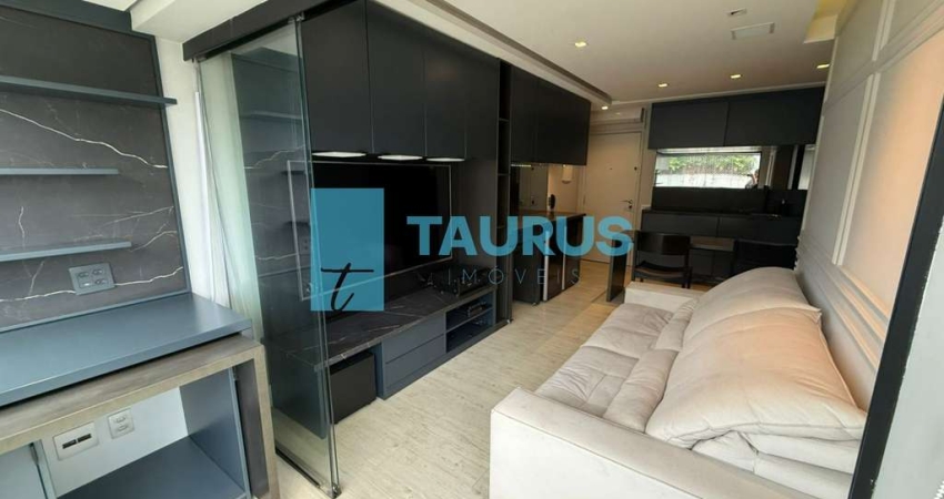Apartamento à venda, mobiliado, 1 vaga, 46m², Vila Nova Conceição.