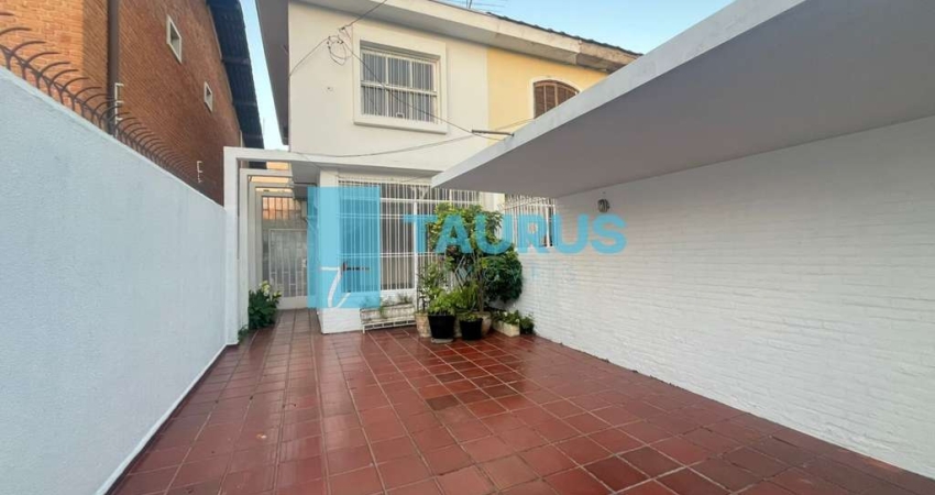 Casa sobrado com 3 quartos para alugar e vender no Brooklin São Paulo-SP.